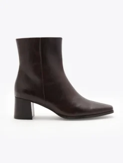 Adare Boot Dark Brown