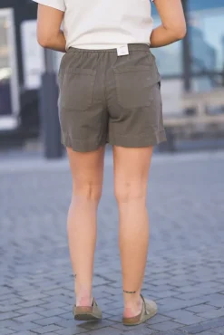 Agnes Shorts 829 Smokey Olive