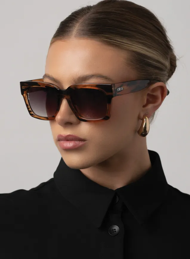 Alba Tort/Brown