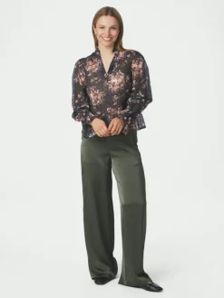 Amara Garden Flower Blouse Dark Navy