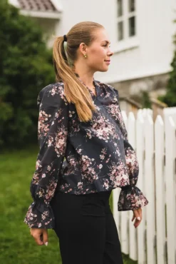 Amara Garden Flower Blouse Dark Navy