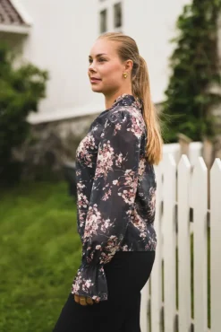 Amara Garden Flower Blouse Dark Navy