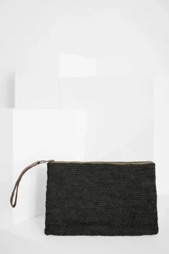Ampy Black