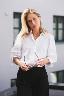 Amy Blouse Sugar White Poplin