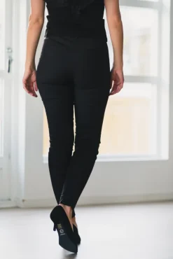 Angelie Pure 238 Black