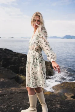 Anna Dress Green Tint Flower