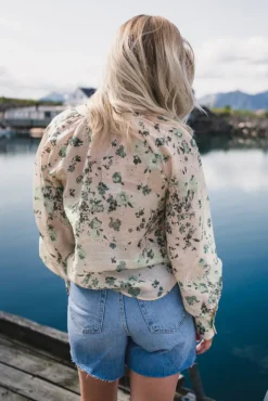 Anna Top Aop Green Tint Flower