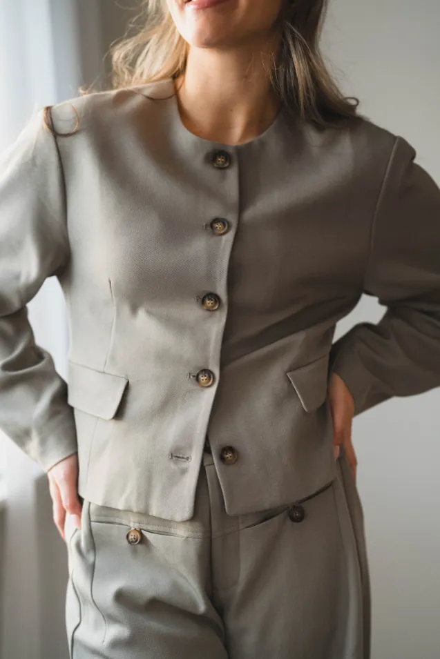 Aranti Structure Curve Jacket Warm Grey