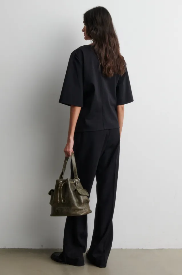 Arkai Drape Tee Black