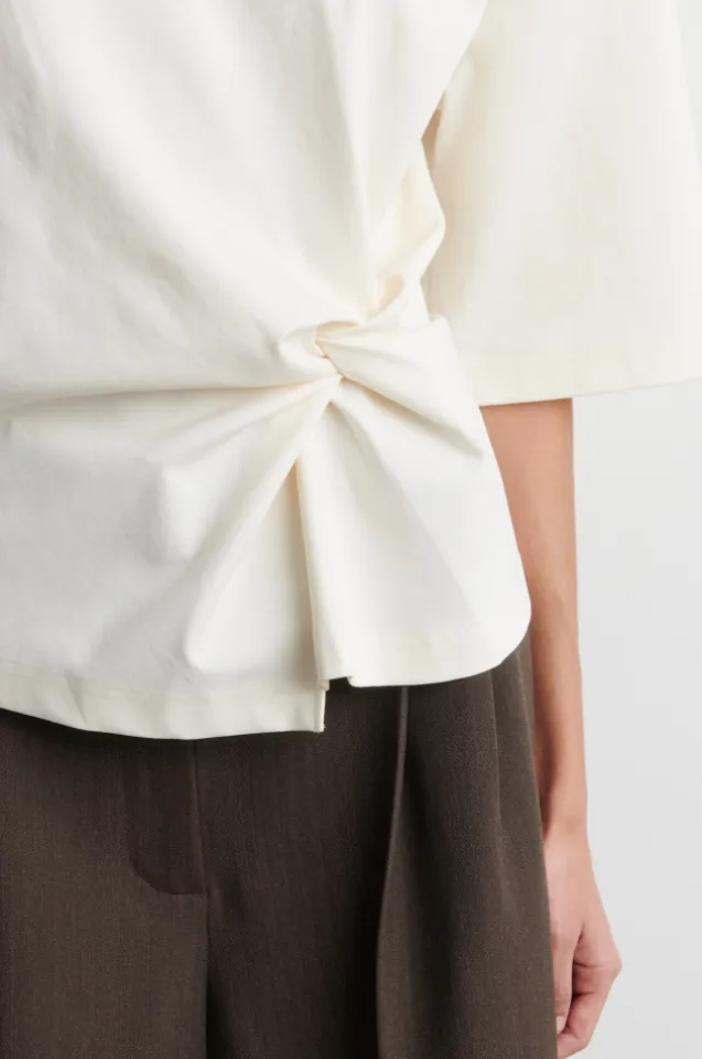 Arkai Drape Tee Eggnog