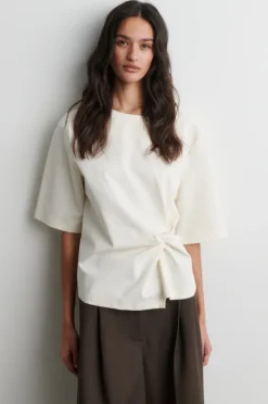 Arkai Drape Tee Eggnog