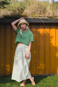 Astrid HW Skirt Eng Ivy Flower