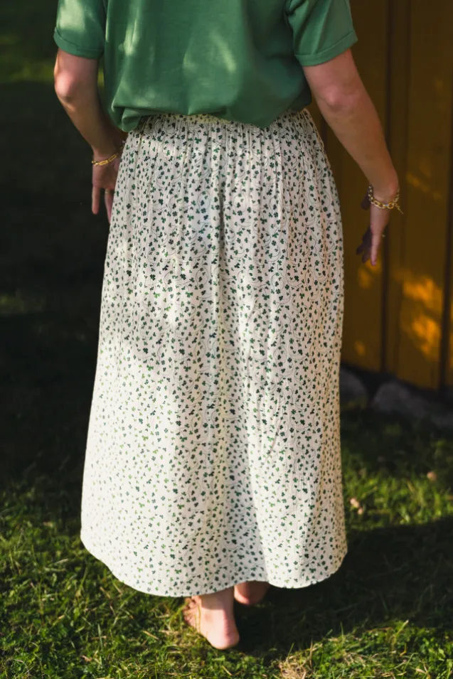 Astrid HW Skirt Eng Ivy Flower
