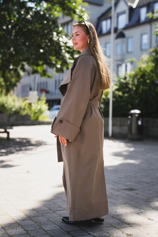 Atari Oversized Trenchcoat Khaki Brown
