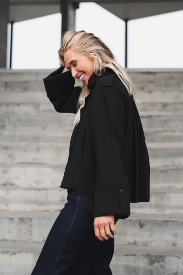 Avenue Trenchcoat Black