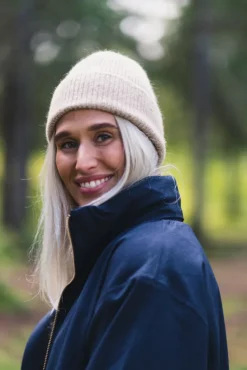 Beanie Sand