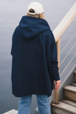 Bergen Poncho Dark Navy