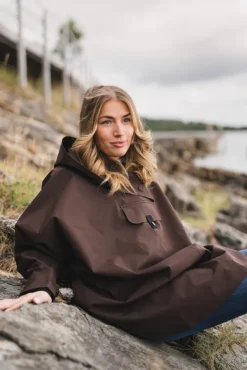 Bergen Poncho Java
