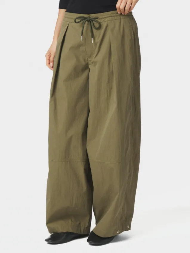 Bernie Pants Army