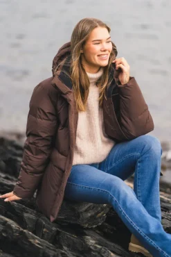 Besseggen Down Jacket Dark Brown