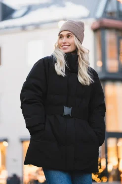 Besseggen Light Down Jacket Black