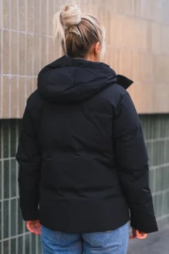 Besseggen Light Short Black