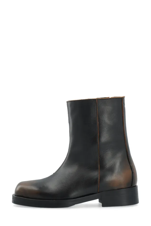 Betty Zip Boot Distressed Leather Brown