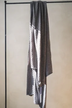 Big Scarf Brown