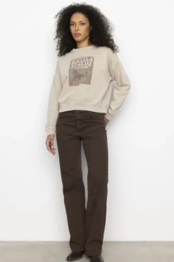Billie Dark Brown