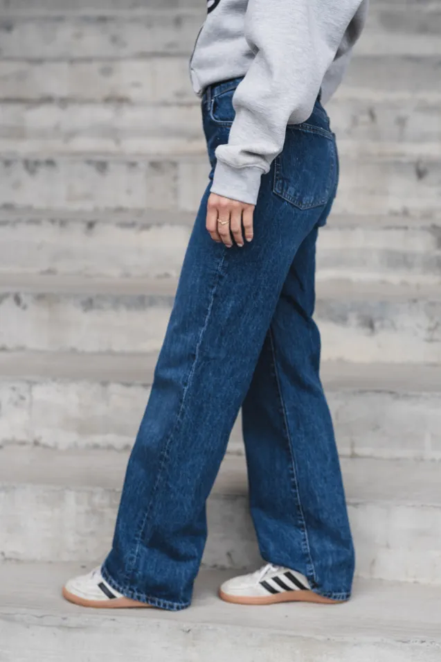 Billie Washed Dark Blue