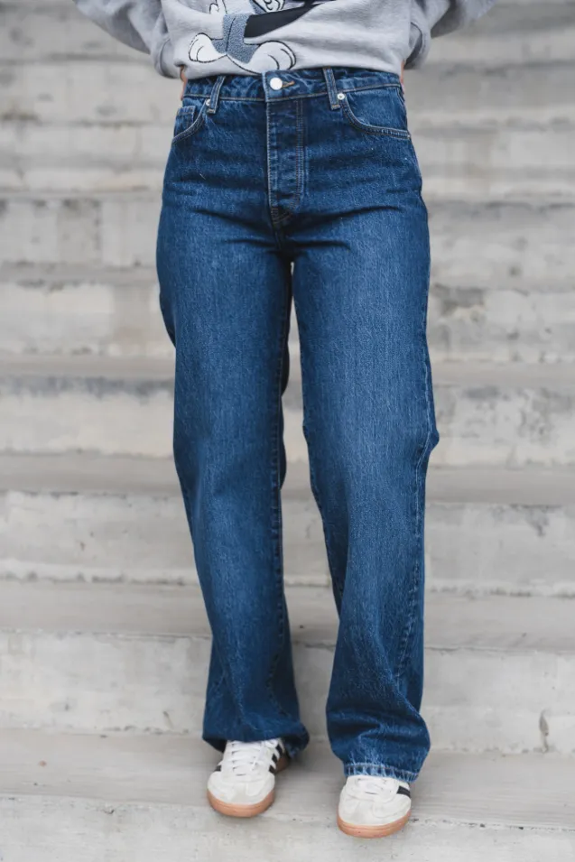 Billie Washed Dark Blue