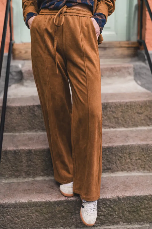 Bobbie Pull On Pant Suntan