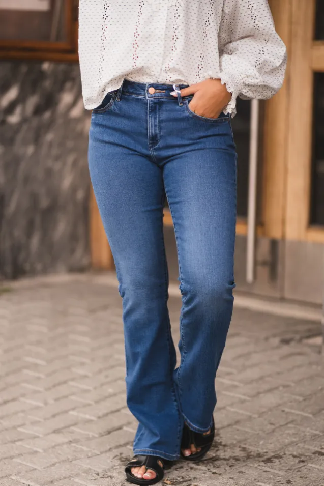 Bootcut Camellia