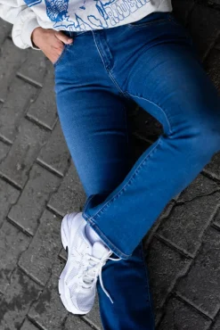 Bootcut Camellia