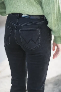 Bootcut Sultry Blackout
