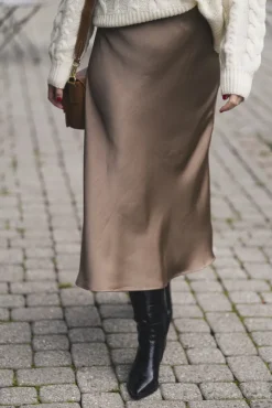 Bovary Skirt Dark Taupe