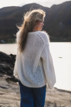 Boxy Mohair V-Neck Ecru