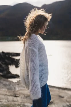 Boxy Mohair V-Neck Ecru