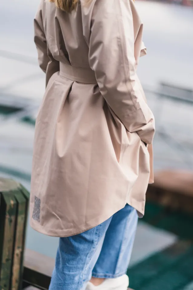 Bris Poncho Sand