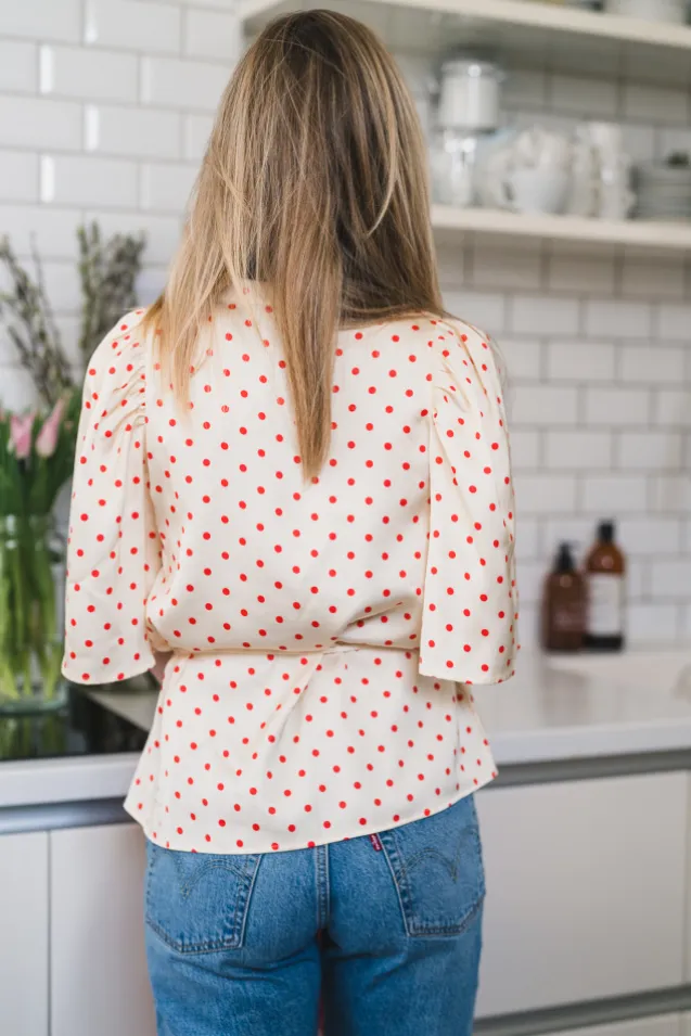 Cambria Dot SS Blouse Offwhite