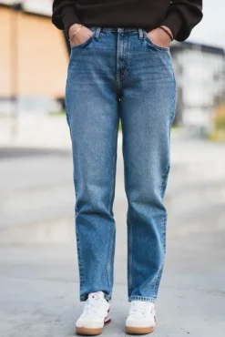 Carol Classic Denim