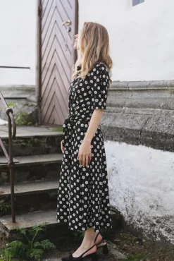 Charlotte Floral Creme Fleur Black