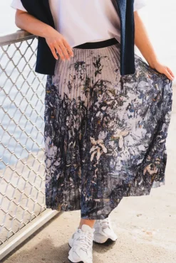 Charming Skirt Print Grey