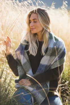 Check Anilopa Scarf Dark Forest