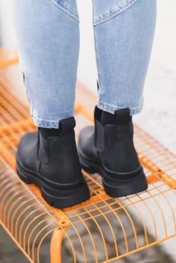 Chelsea Low Boot New Black
