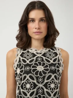 Cilia SL Crochet Top Black W. Pristine
