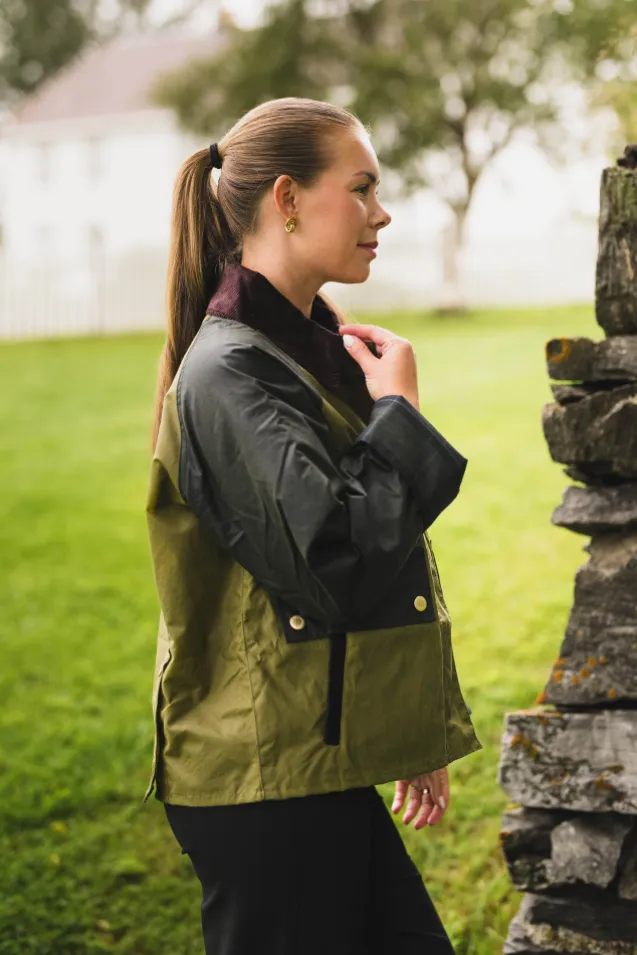 Cottingham Wax Chartruse Stripe