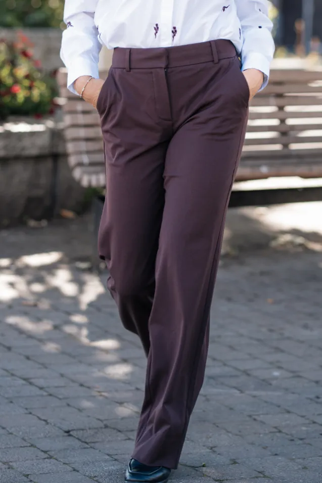 Dena 053 Deep Garnet Long