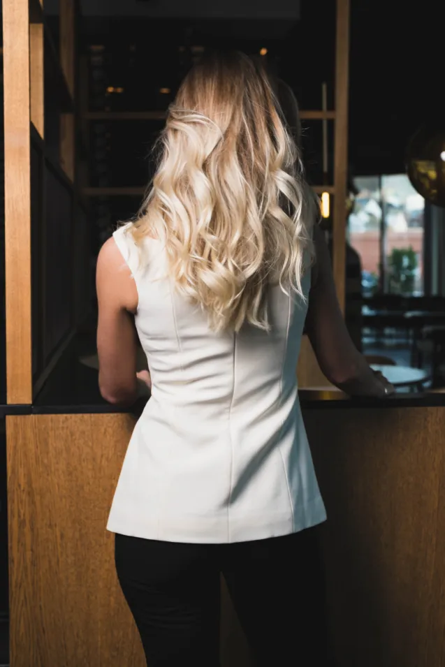 Diora Half Off Shoulder Top Vanilla