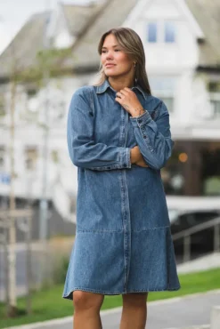 Dophina Dress Washed Medium Blue